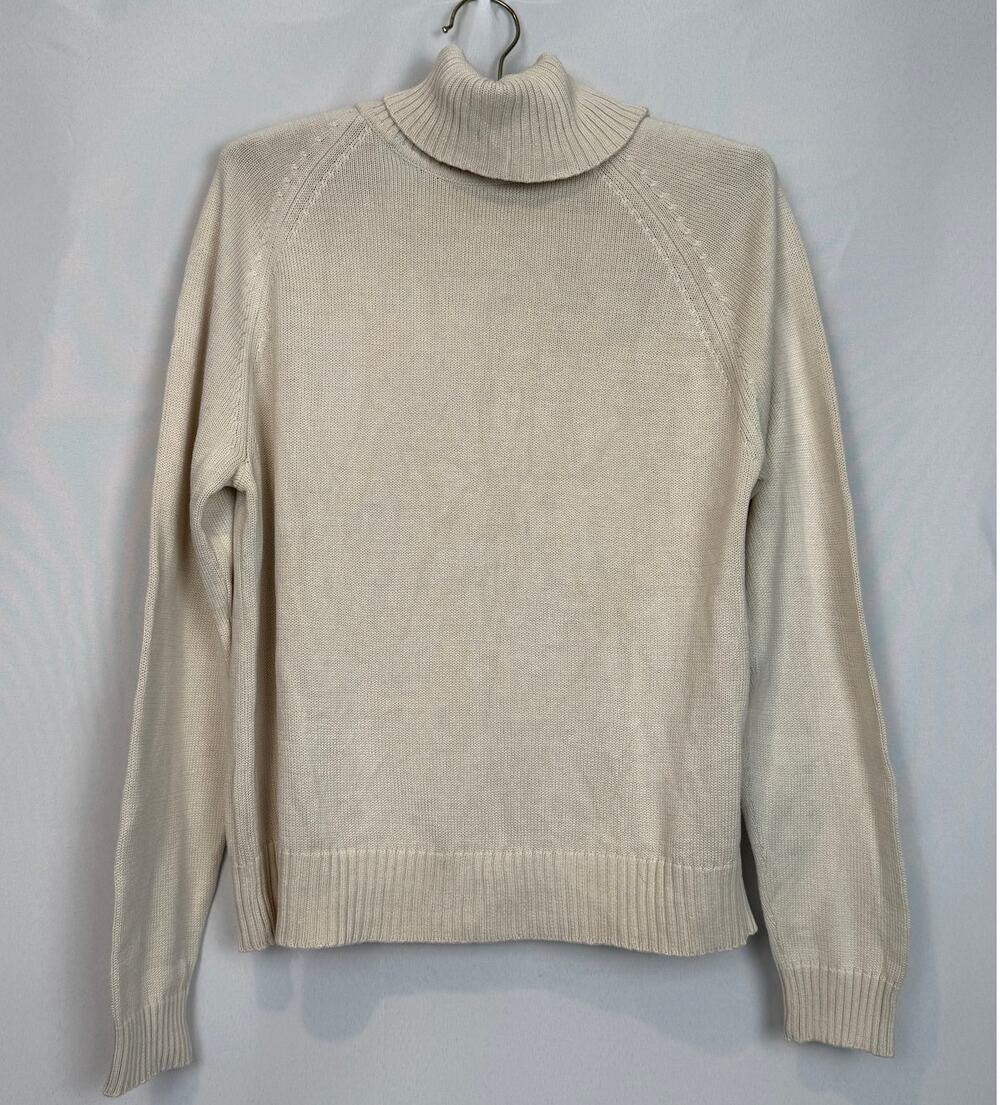 August Silk Cream Turtleneck Sweater Size L 70% Silk Knit Quiet Luxury